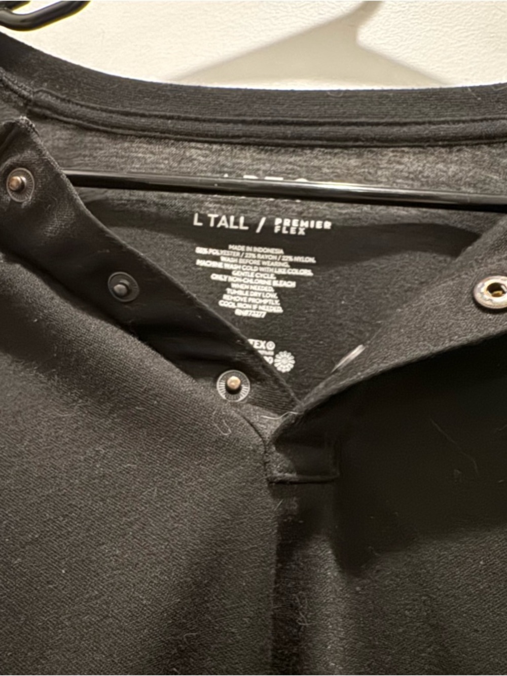 Apt. 9 Men's Henley Shirt in Black